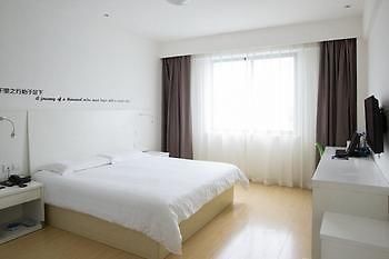 Motel 168 Shanghai Nanhui Huinan Subway Station Εξωτερικό φωτογραφία